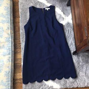 Scalloped bottom shift dress